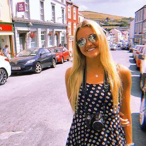 Meet your Posher, Cara